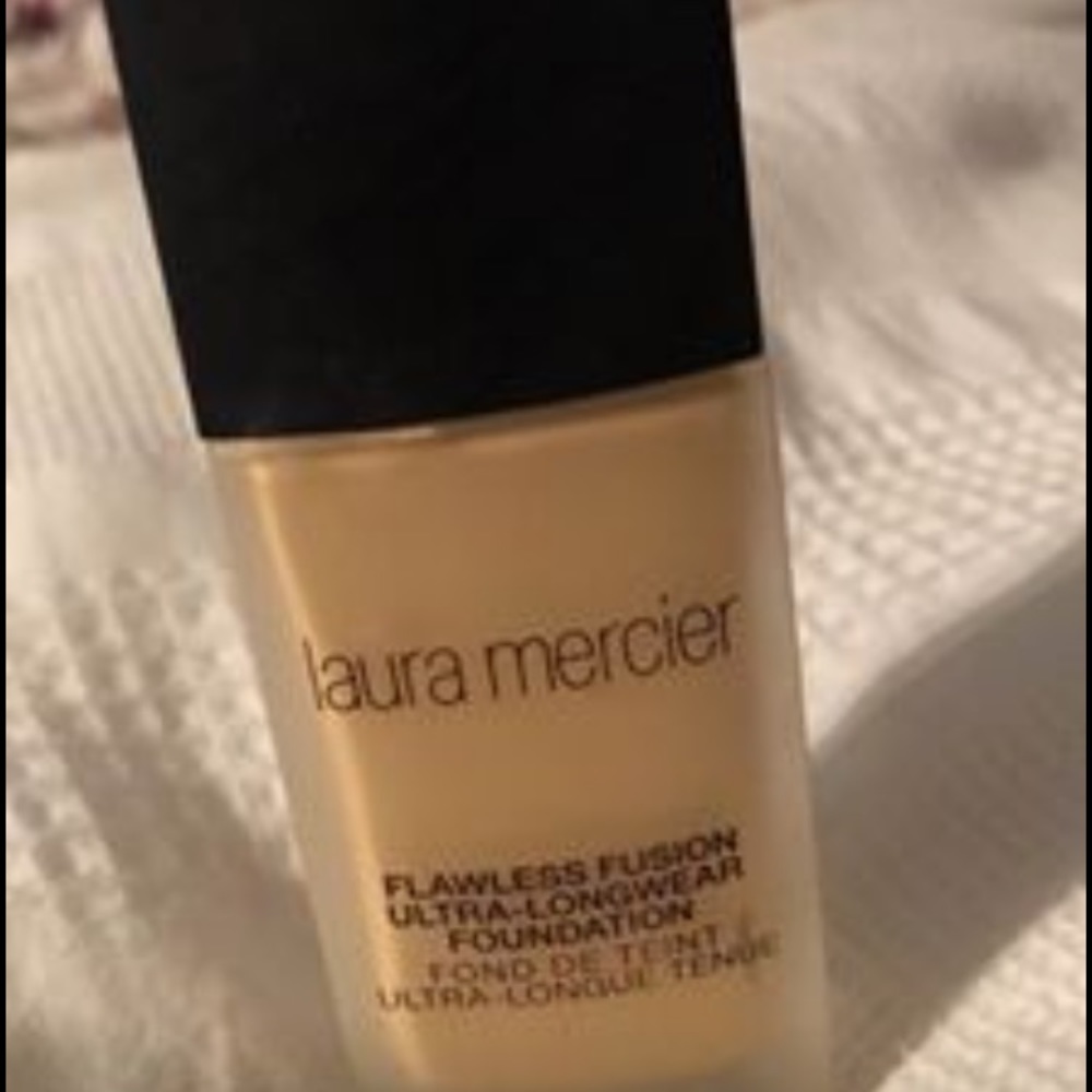 Laura mercier
